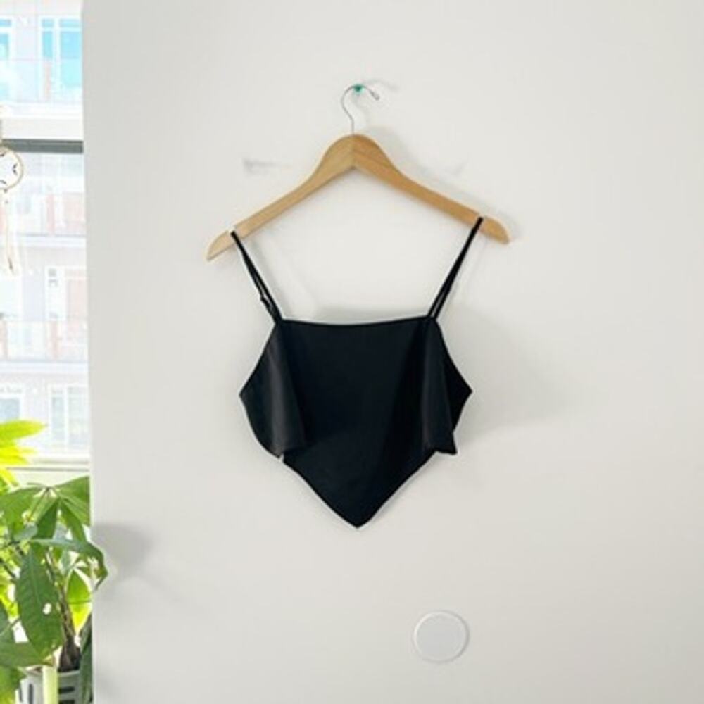 H&M Divided Black Silky Crop Top Size Medium